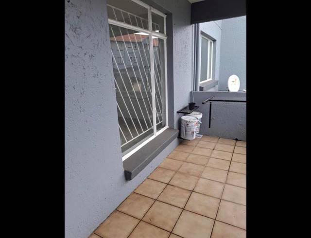 2 BEDROOM APARTMENT FOR SALE IN LINMEYER